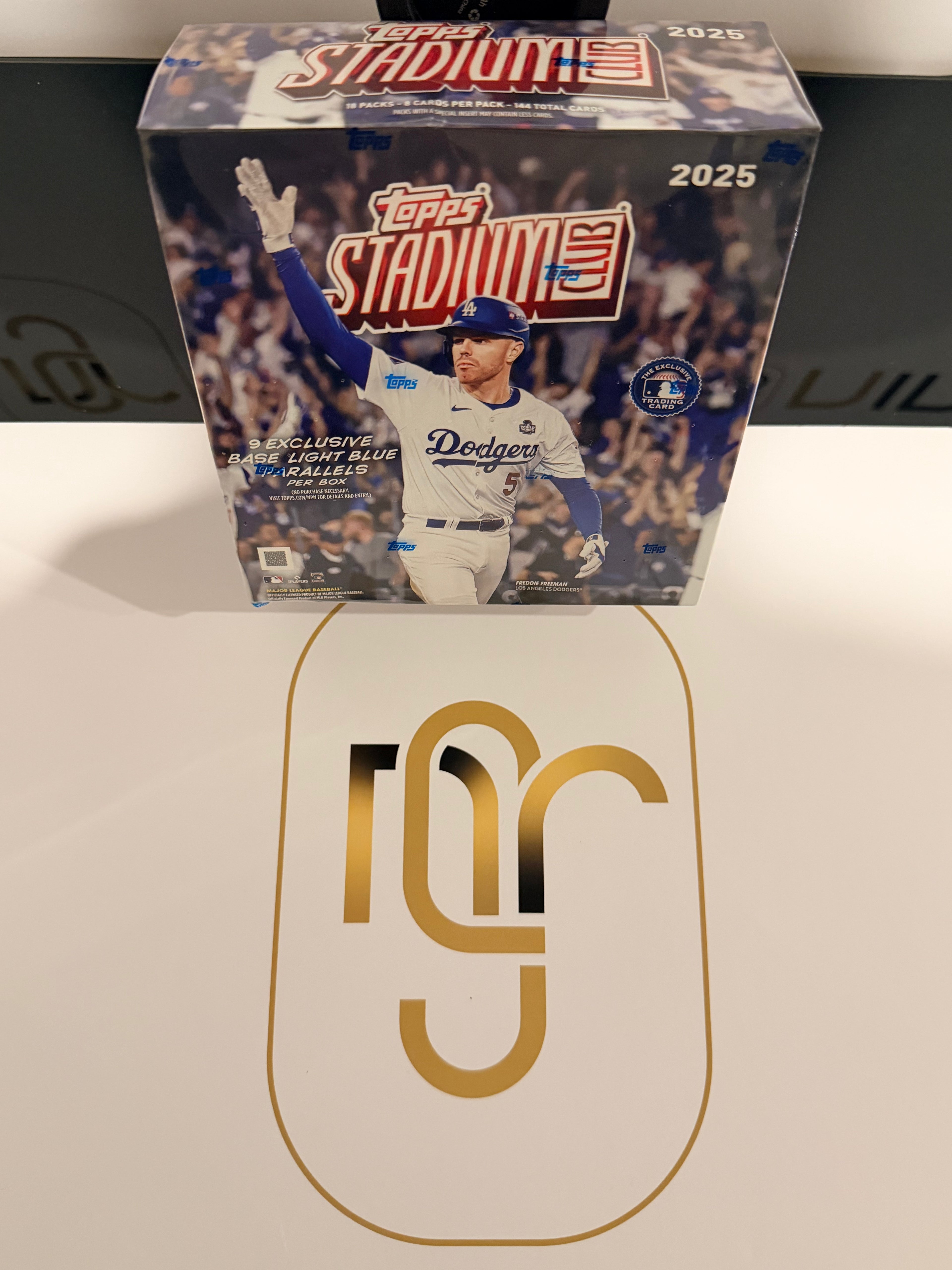 2025 Topps Stadium Club Baseball – Mega Box