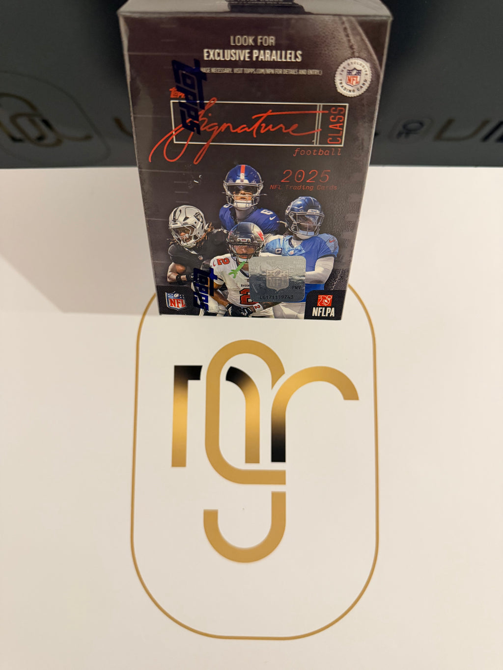 2025 Topps Signature Class Football – Blaster Box NFL