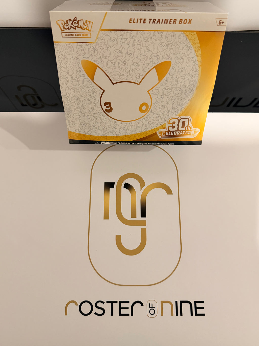 Pokémon TCG: 30th Celebration – Elite Trainer Box
