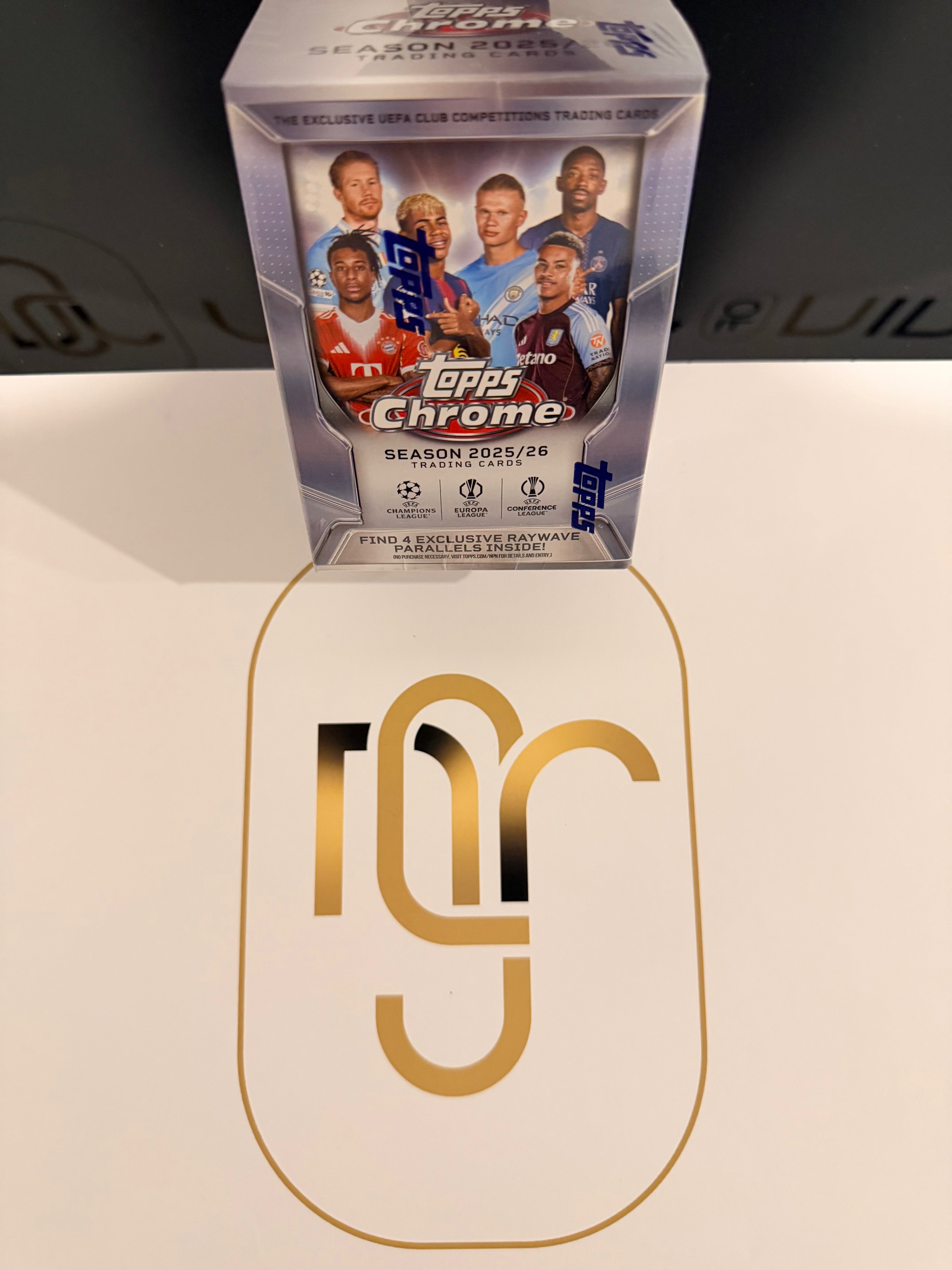2025/26 Topps Chrome UEFA Club Competitions – Blaster Box